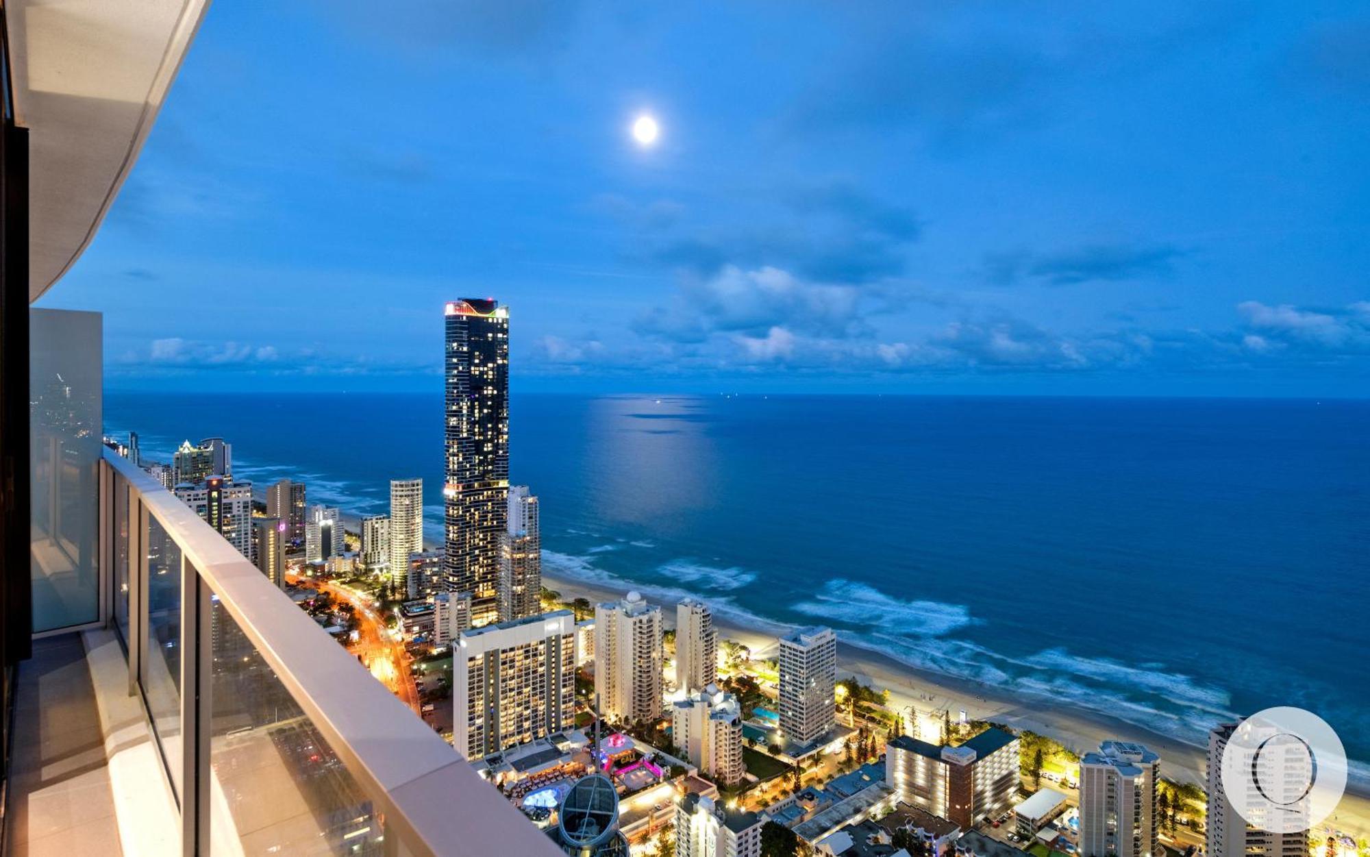 5 Bedroom Executive Sub Penthouse In The Heart Of Surfers With Full Ocean Views - Sleeps 12 - Circle On Cavill Amazing!! 黄金海岸 外观 照片